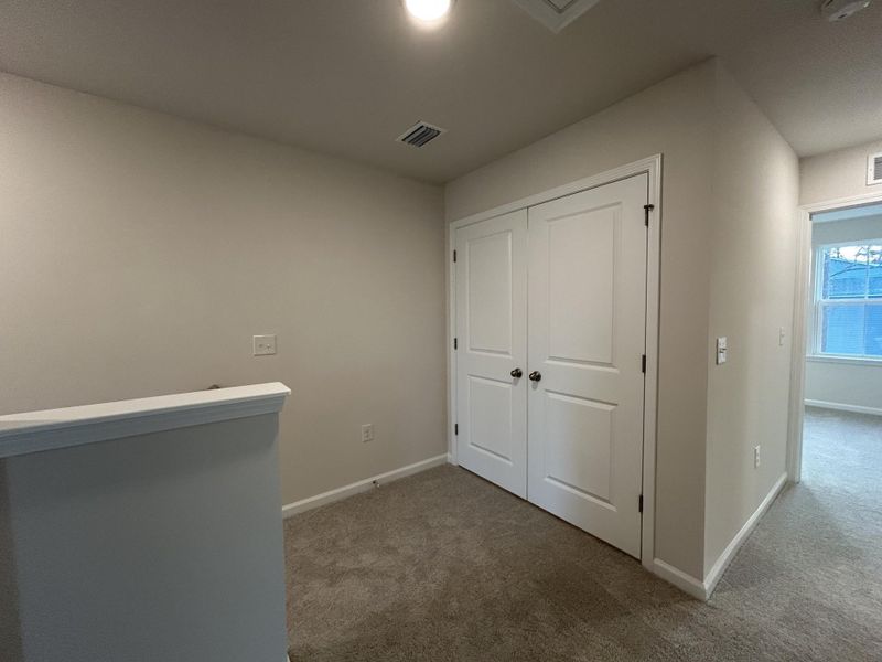 Spacious, unfurnished interior of a new home in , Summerville (Image 16).