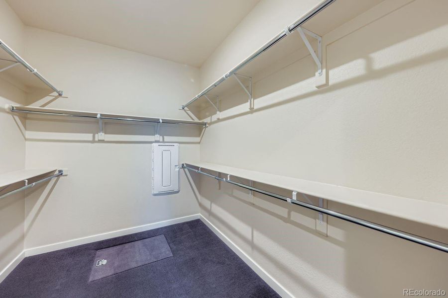 Spacious, unfurnished interior of a new home in , Westminster (Image 39).