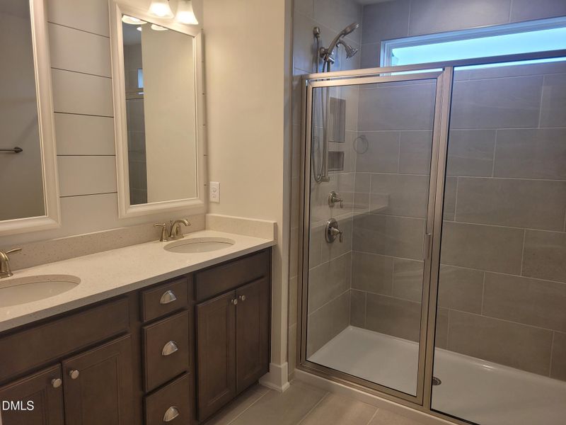 EP 119 Primary Bath EP 119 Primary Bath