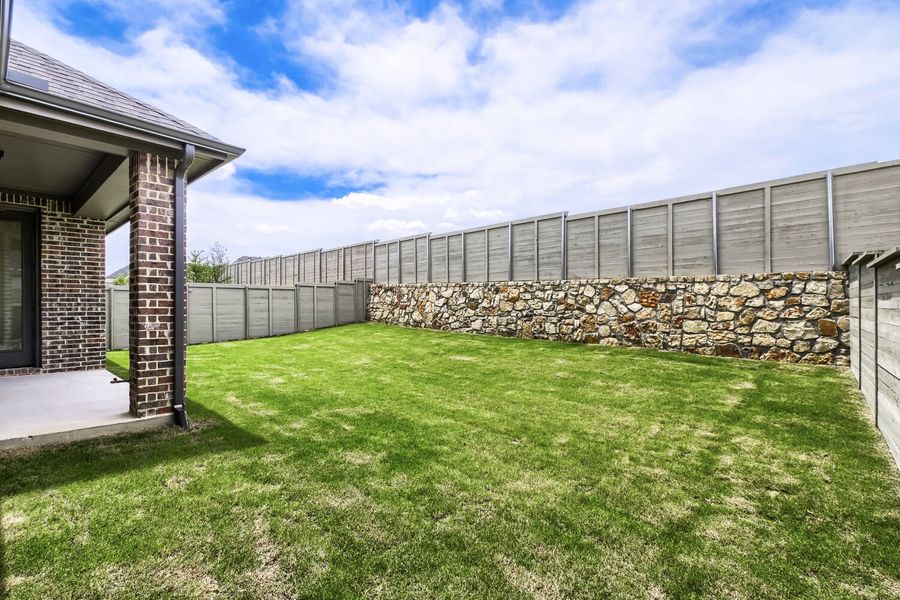 11729 Wildwood - Backyard