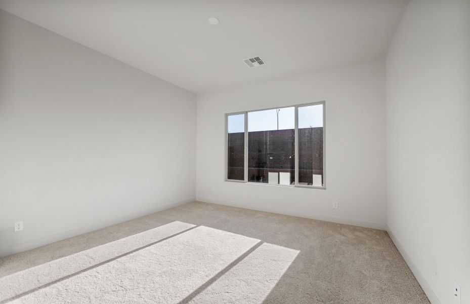 Spacious, unfurnished interior of a new home in Artisan at Asante, Surprise (Image 22). Spacious, unfurnished interior of a new home in Artisan at Asante, Surprise (Image 22).