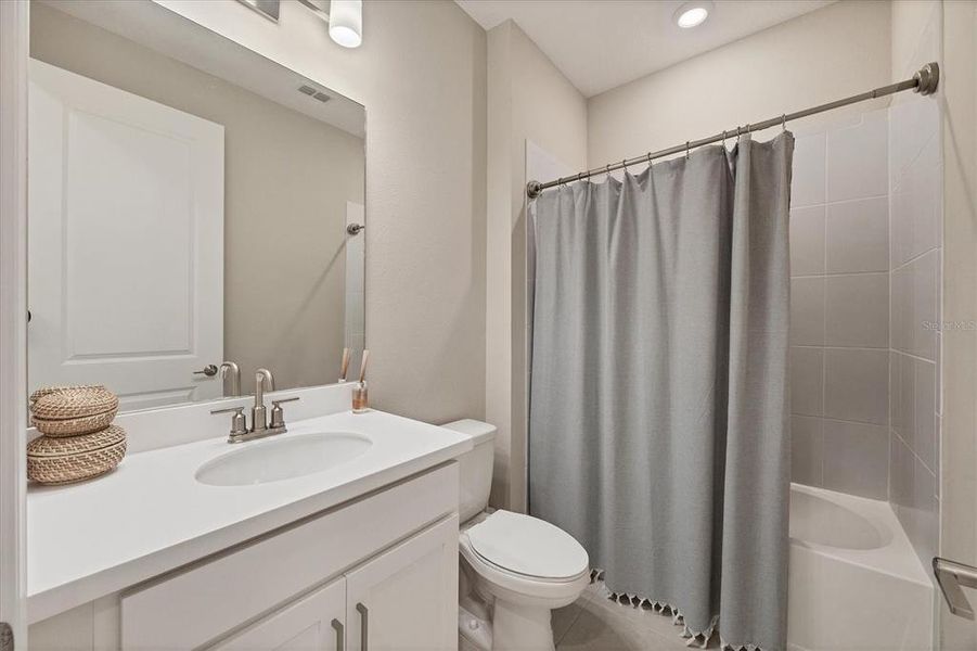 Furnished interior view inside a new home in Esplanade at Artisan Lakes, Palmetto (Image 18).