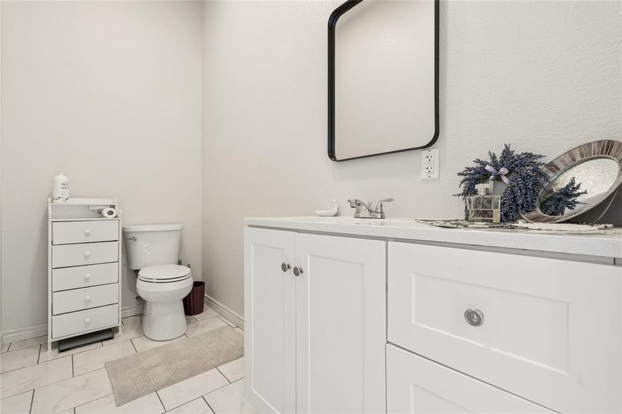 Furnished interior view inside a new home in , Tolar (Image 14).