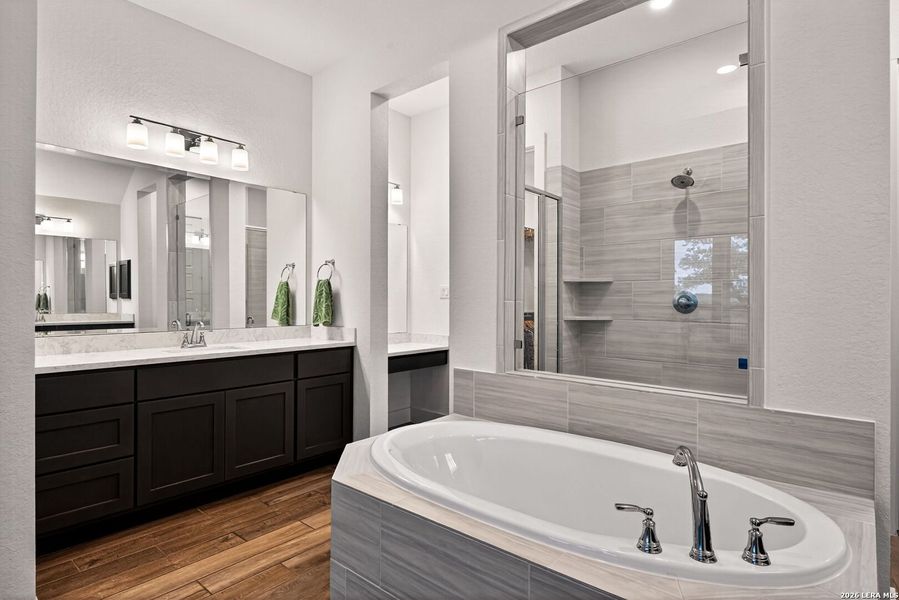 Furnished interior view inside a new home in , Bulverde (Image 31).