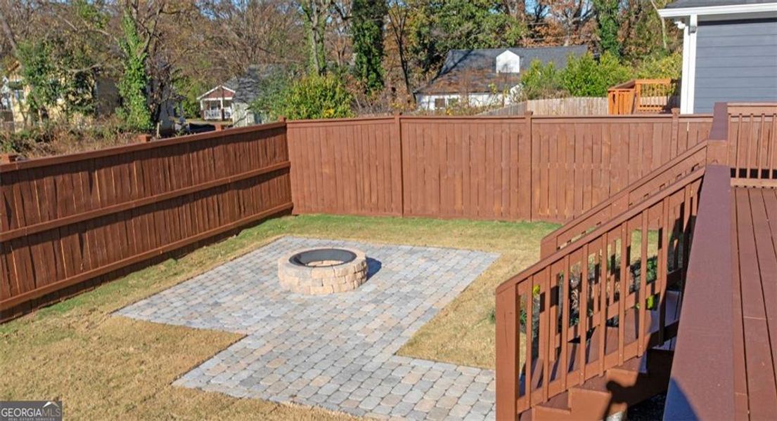 Exterior details and patio area of a home in , Atlanta (Image 33).
