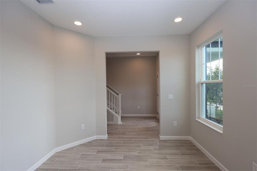 Spacious, unfurnished interior of a new home in Tribute at Ovation, Winter Garden (Image 15).