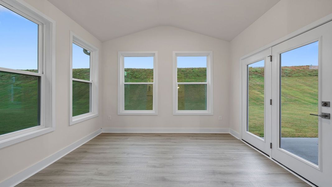 Spacious, unfurnished interior of a new home in Whitehawk Meadows, Travelers Rest (Image 18).