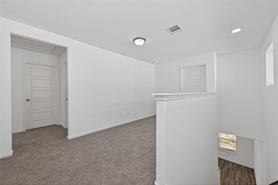 Spacious, unfurnished interior of a new home in Enclave at Willis, Willis (Image 22).