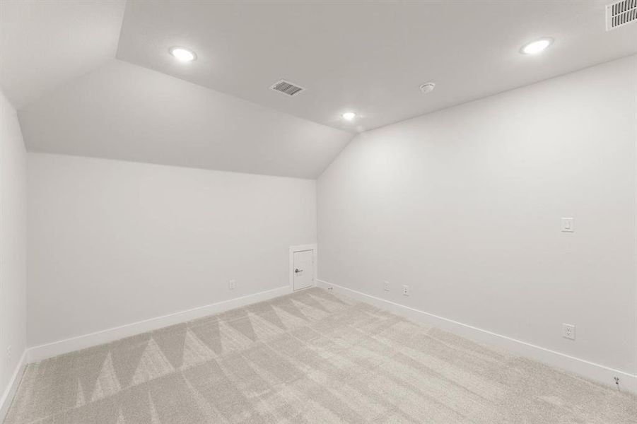 605 Aberdeen-Media Room-1