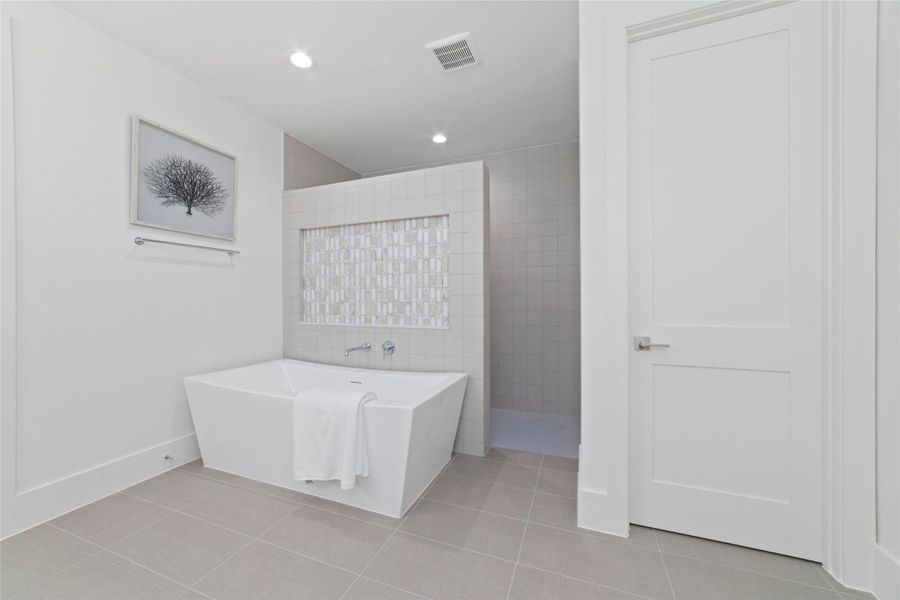 Furnished interior view inside a new home in , Bellaire (Image 15). Furnished interior view inside a new home in , Bellaire (Image 15).