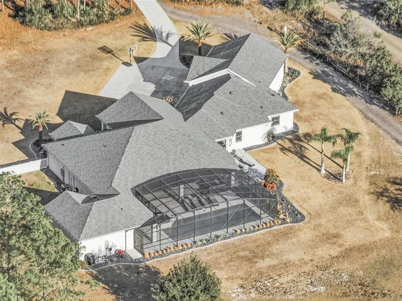 Image 87 of a home in .