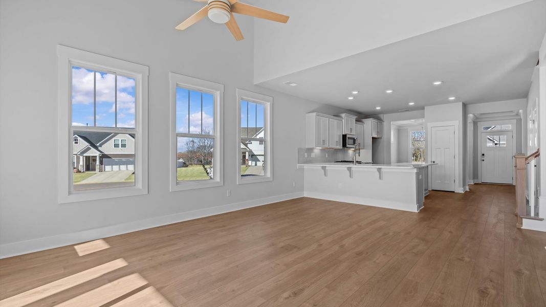 Furnished interior view inside a new home in Woodglen, Piedmont (Image 14).