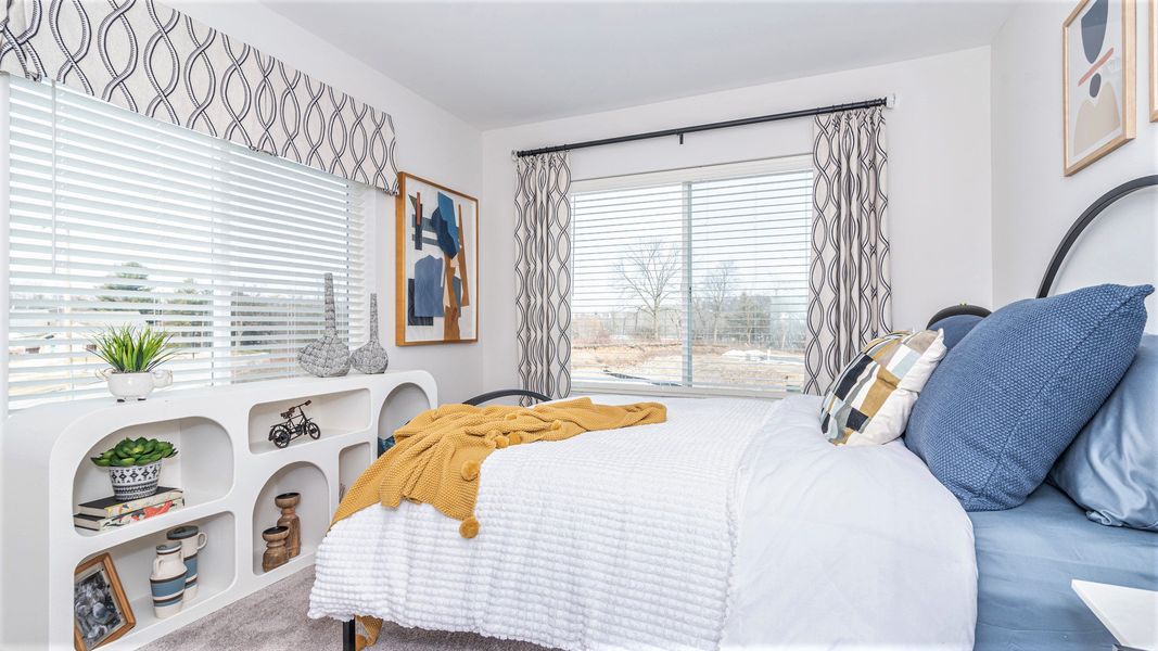 Representative furnished interior of a home built from the The Keswick  Townhome (End Viewout) by Norfolk Homes in Bristol Ridge Townhomes, Ann Arbor (Image 17).