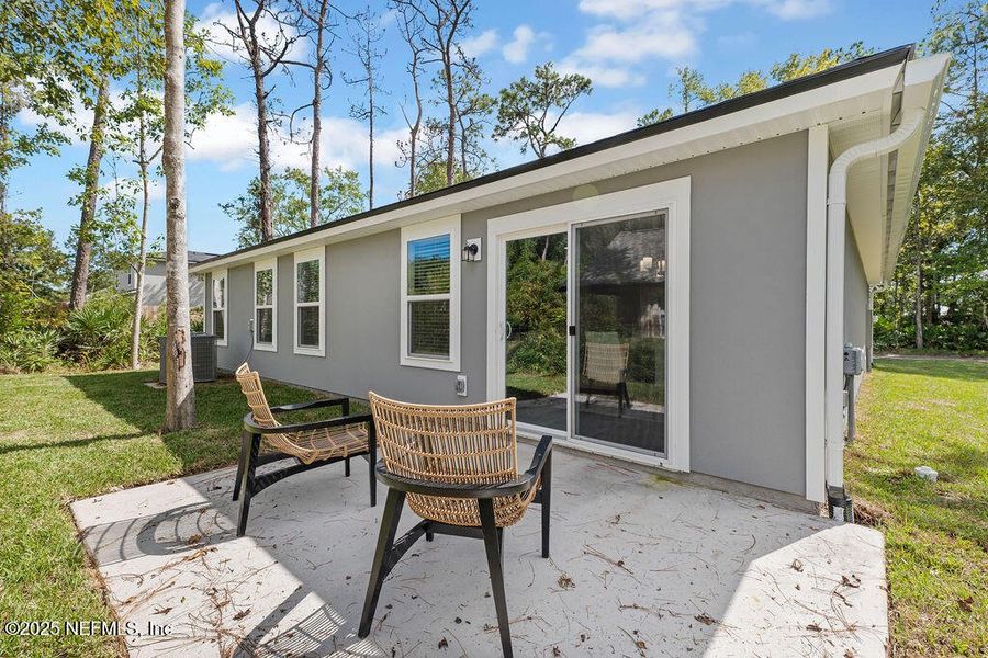 Exterior details and patio area of a home in , Jacksonville (Image 4). Exterior details and patio area of a home in , Jacksonville (Image 4).