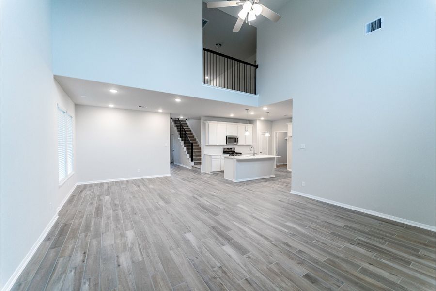 Spacious, unfurnished interior of a new home in Creekhaven, Arcola (Image 20).