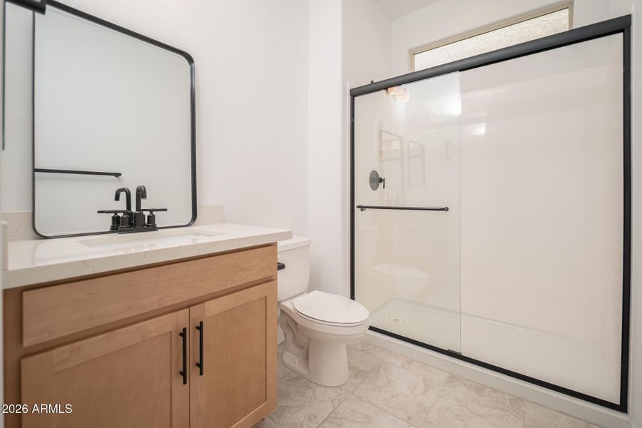 31_Downstairs-Bath_01