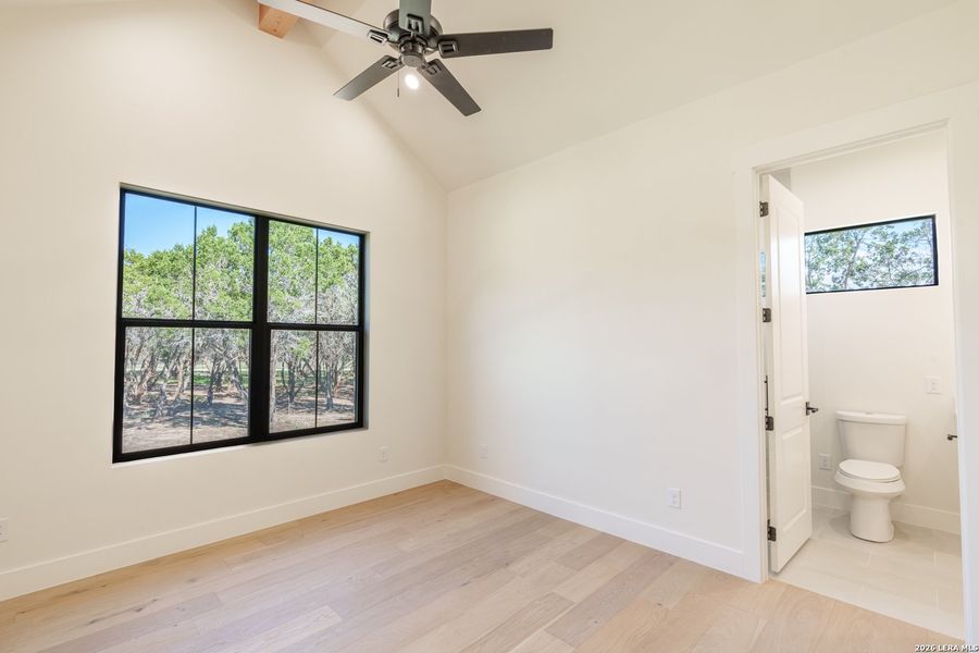 Spacious, unfurnished interior of a new home in , Boerne (Image 17).