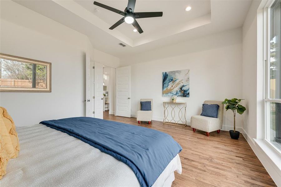 Furnished interior view inside a new home in , Dallas (Image 13).