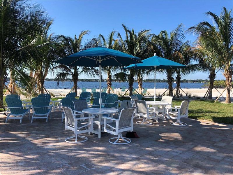 Community amenities in , Palmetto (Image 19).