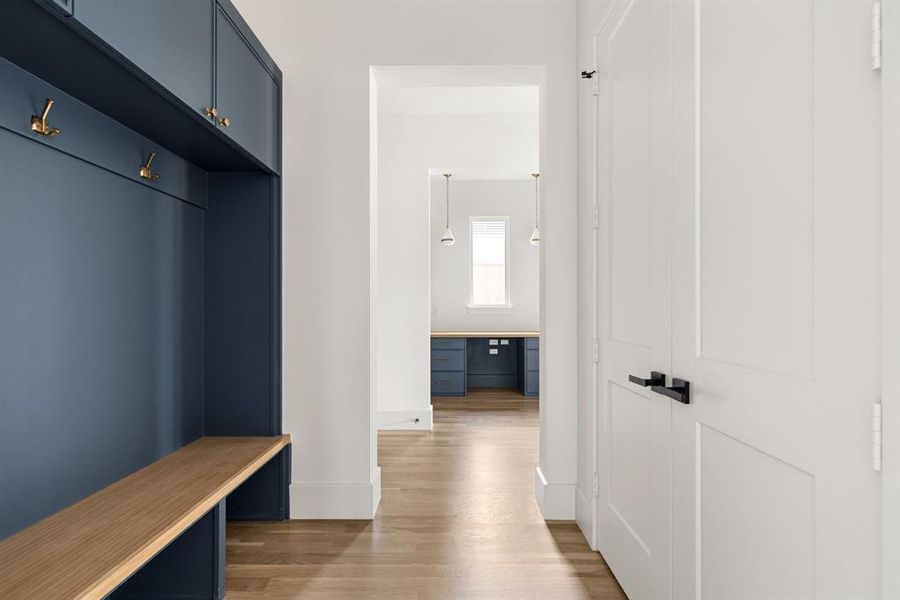 Spacious, unfurnished interior of a new home in , Dallas (Image 32).