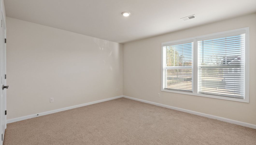 Spacious, unfurnished interior of a new home in Seven Oaks, Greenwood (Image 28).
