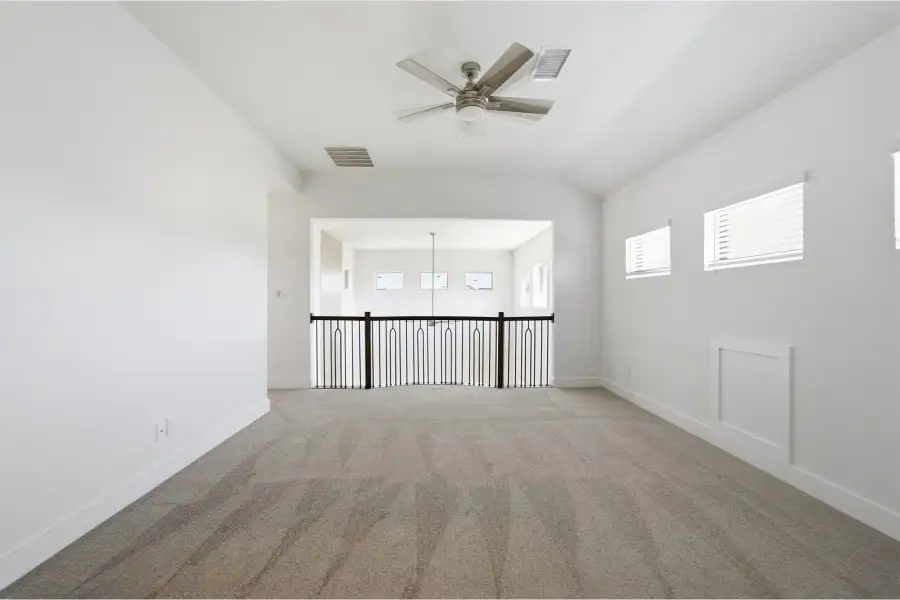 Spacious, unfurnished interior of a new home in Green Meadows, Celina (Image 64).