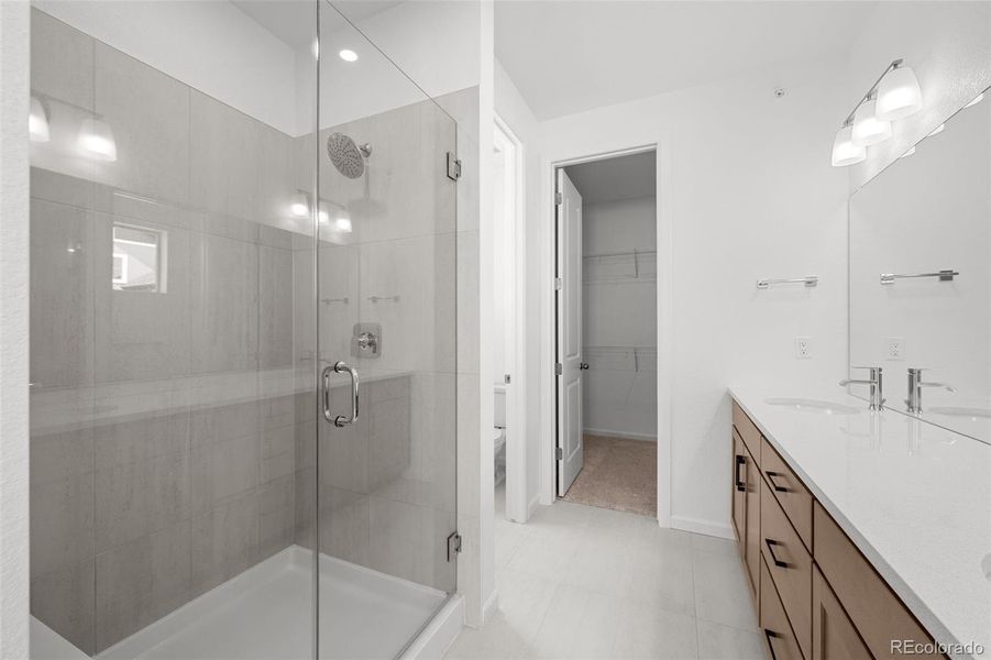 Image 20 of a home in Deer Creek.