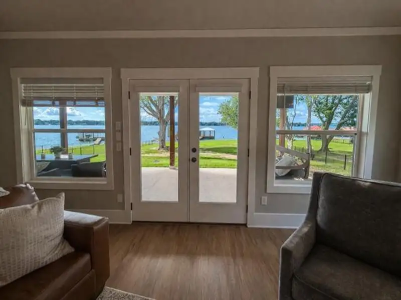 Spacious, unfurnished interior of a new home in , Flint (Image 19).