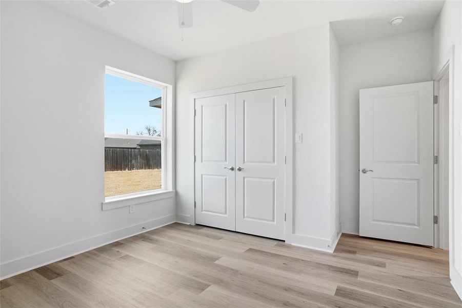 Spacious, unfurnished interior of a new home in , Sanger (Image 18).