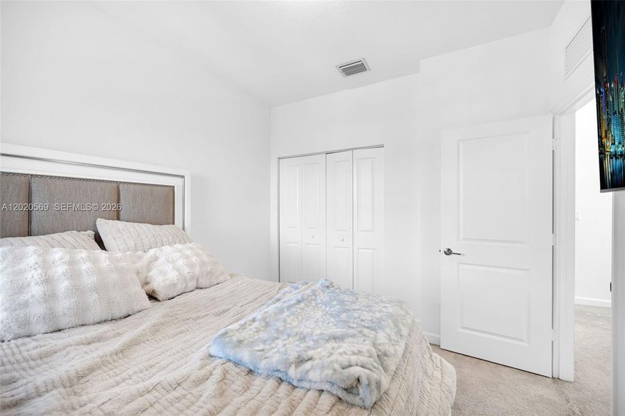Furnished interior view inside a new home in , Homestead (Image 43).