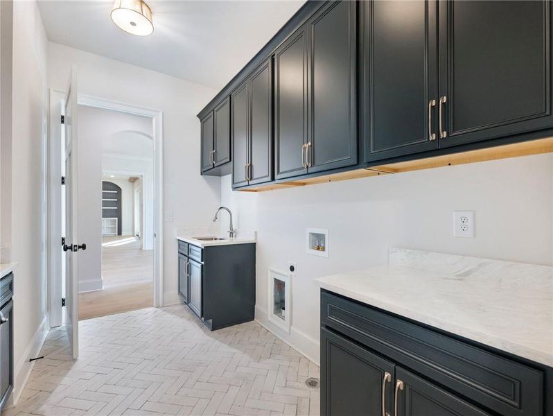 Furnished interior view inside a new home in , Buford (Image 15).