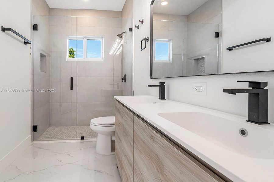 Furnished interior view inside a new home in , Hallandale Beach (Image 5). Furnished interior view inside a new home in , Hallandale Beach (Image 5).