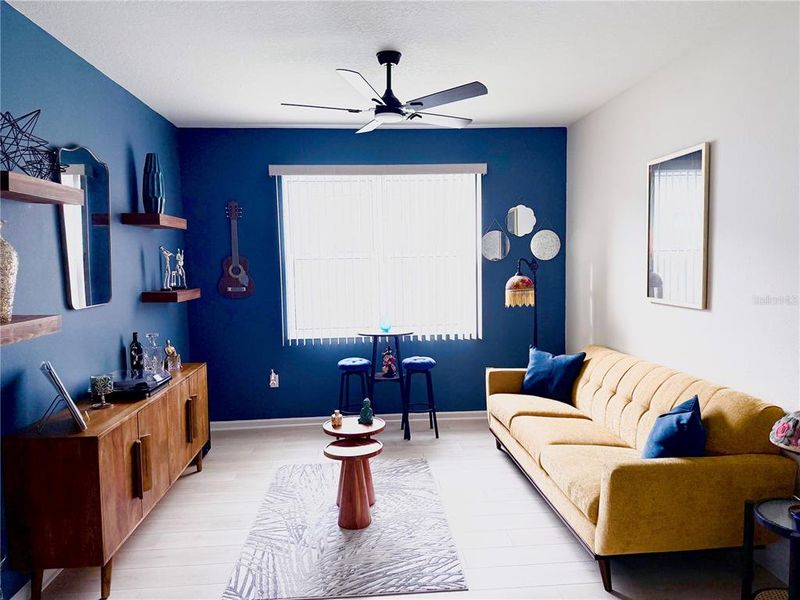 Furnished interior view inside a new home in , Tavares (Image 7).