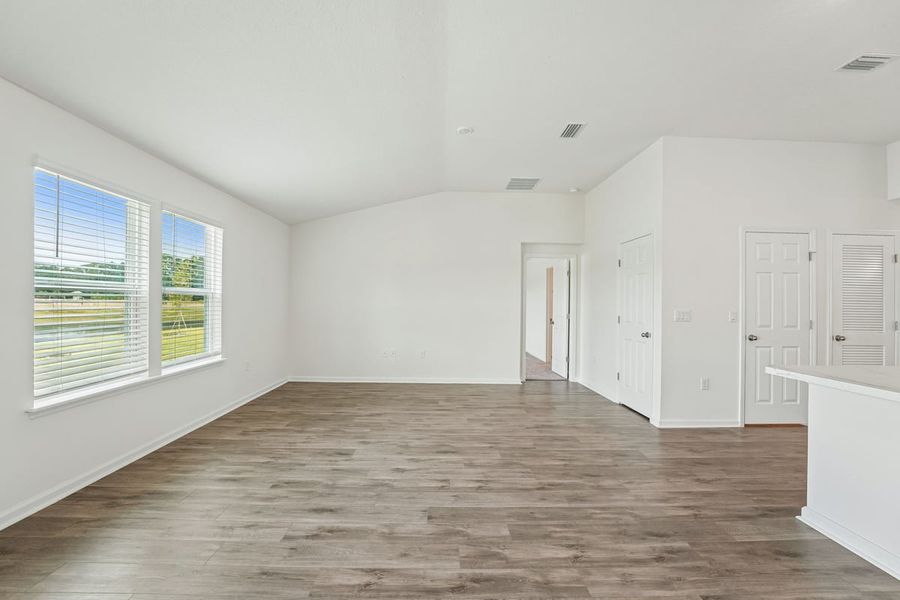 Spacious, unfurnished interior of a new home in Hawkes Meadow, Jacksonville (Image 6). Spacious, unfurnished interior of a new home in Hawkes Meadow, Jacksonville (Image 6).