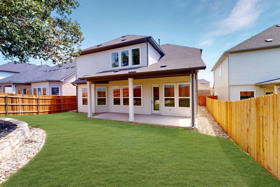 Exterior details and patio area of a home in Edgewood, Leander (Image 4).
