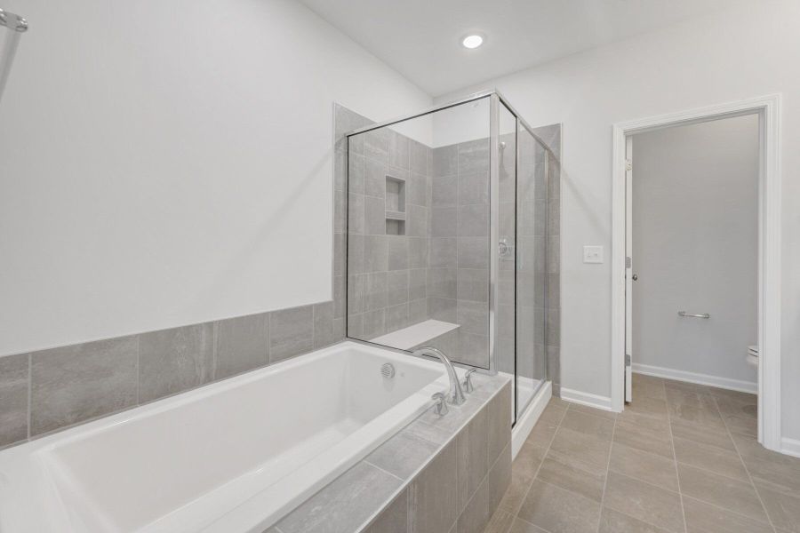 Owner's Bathroom Owner's Bathroom