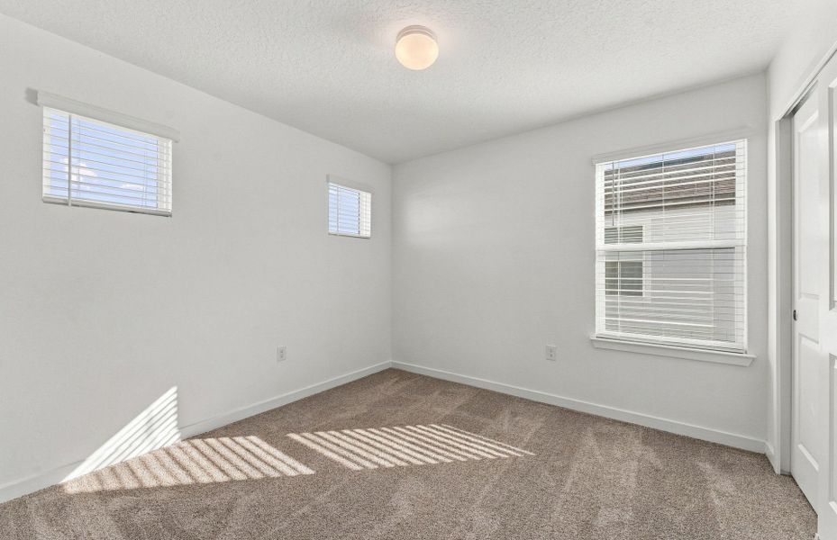 Spacious, unfurnished interior of a new home in Caldera, Spring Hill (Image 18).