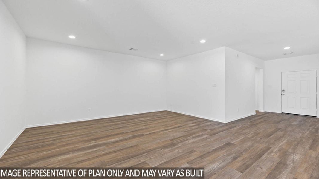Representative unfurnished interior of a home built from the Eureka by D.R. Horton in Williams Reserve East, Conroe (Image 15).