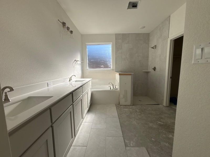 In-progress construction of a new home in Waterford Park, Weatherford, TX (Image 10).