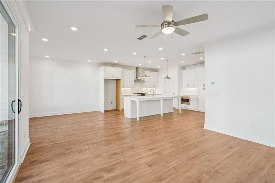Spacious, unfurnished interior of a new home in Millcroft Townhomes, Buford (Image 17).