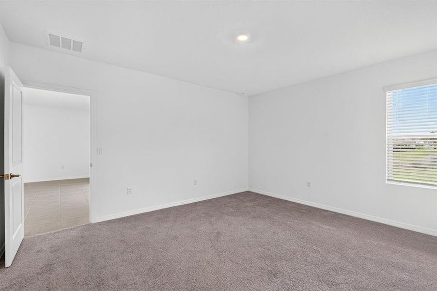 Spacious, unfurnished interior of a new home in Riverfront, Edgewater (Image 21). Spacious, unfurnished interior of a new home in Riverfront, Edgewater (Image 21).