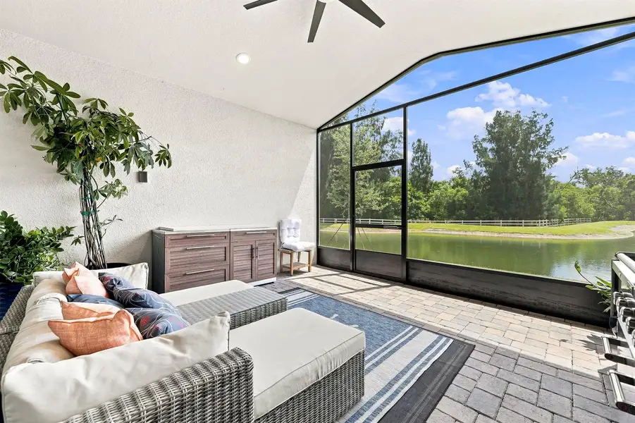 9 Screened Porch