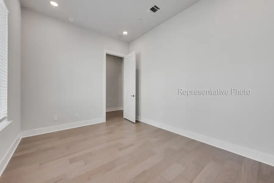 Photo representation of the Aberdeen floorplan. Colors, finishes and options will vary. Photo representation of the Aberdeen floorplan. Colors, finishes and options will vary.