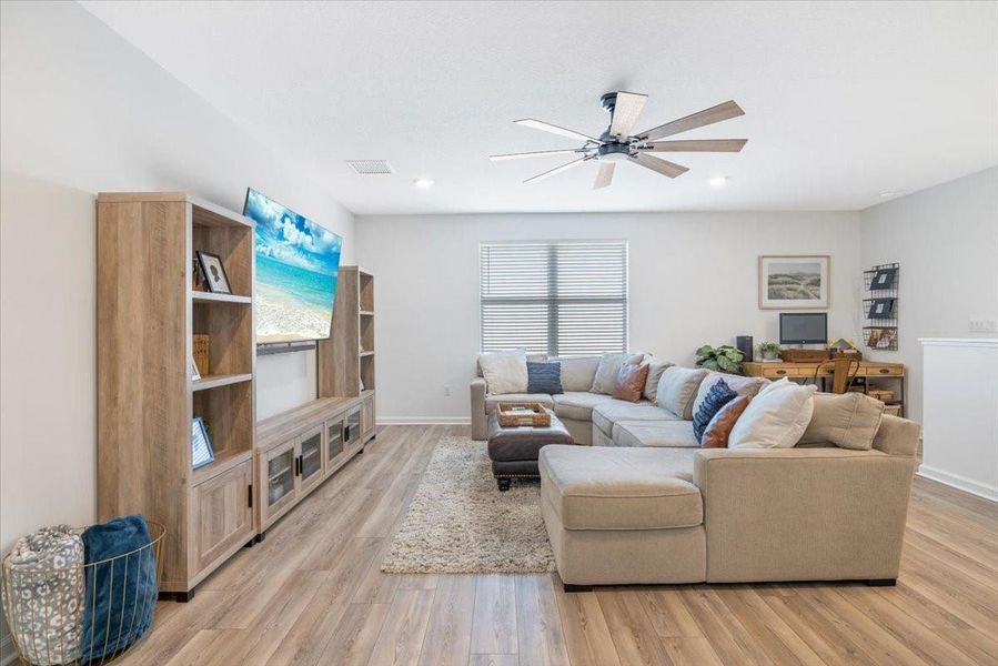 2nd floor loft