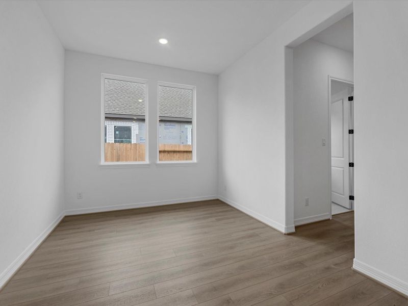 Spacious, unfurnished interior of a new home in Wildrye, Waller (Image 18).