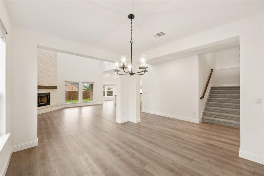 Spacious, unfurnished interior of a new home in Villages of Hurricane Creek, Anna (Image 35).