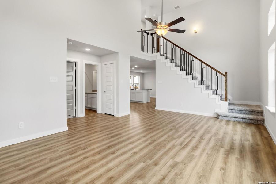 Spacious, unfurnished interior of a new home in Katzer Ranch, Converse (Image 27).
