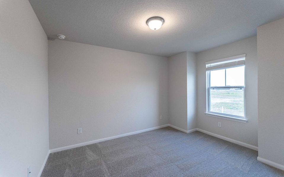 Spacious, unfurnished interior of a new home in Swenson Heights, Seguin (Image 12).