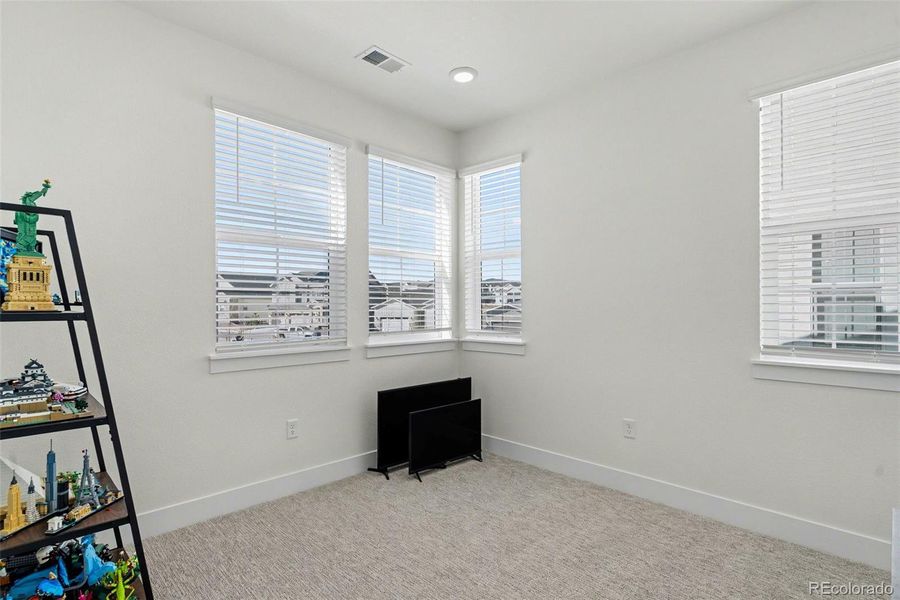 Spacious, unfurnished interior of a new home in Trumark Homes at Sterling Ranch, Littleton (Image 19). Spacious, unfurnished interior of a new home in Trumark Homes at Sterling Ranch, Littleton (Image 19).