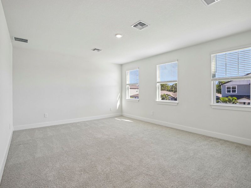 Spacious, unfurnished interior of a new home in Magnolia Bay - Reserve Series, Nokomis (Image 19).